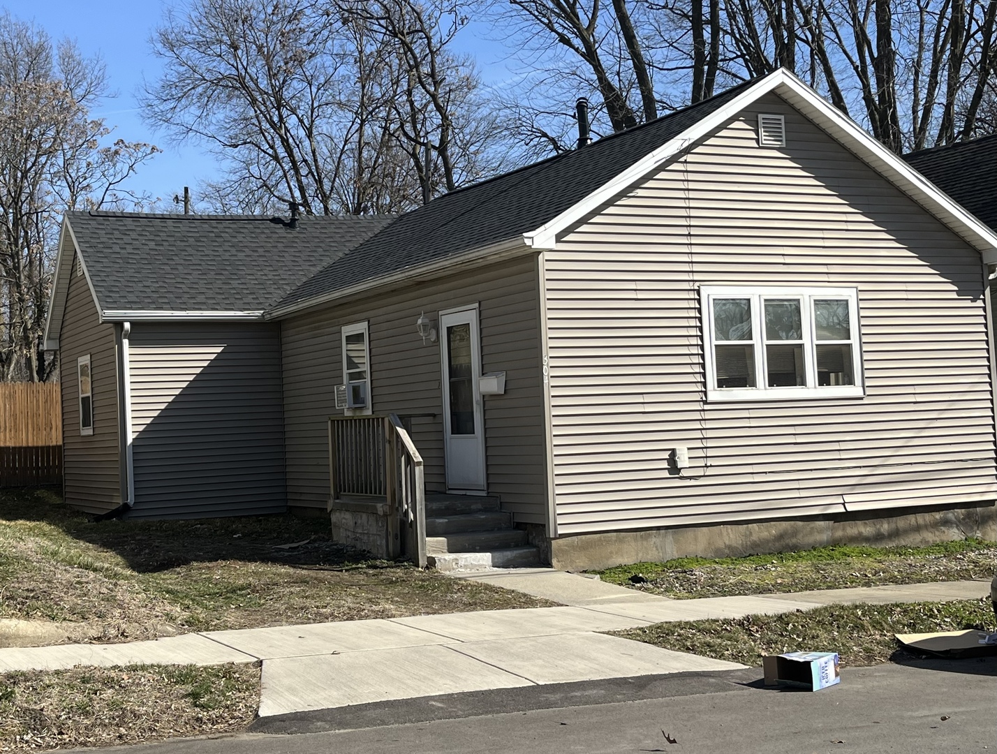 304 S Gridley Street Property Photo