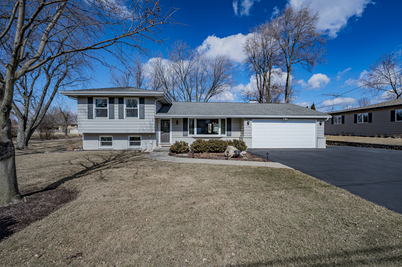 740 79th Place Property Photo