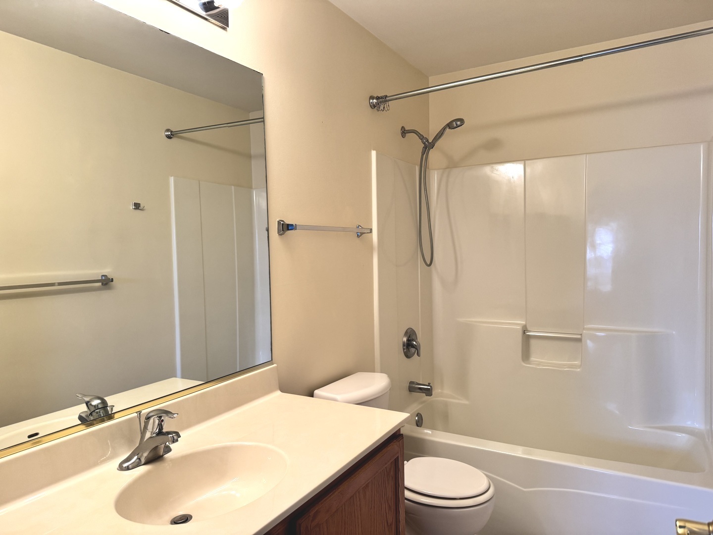 124 W Park Avenue A Property Photo 14
