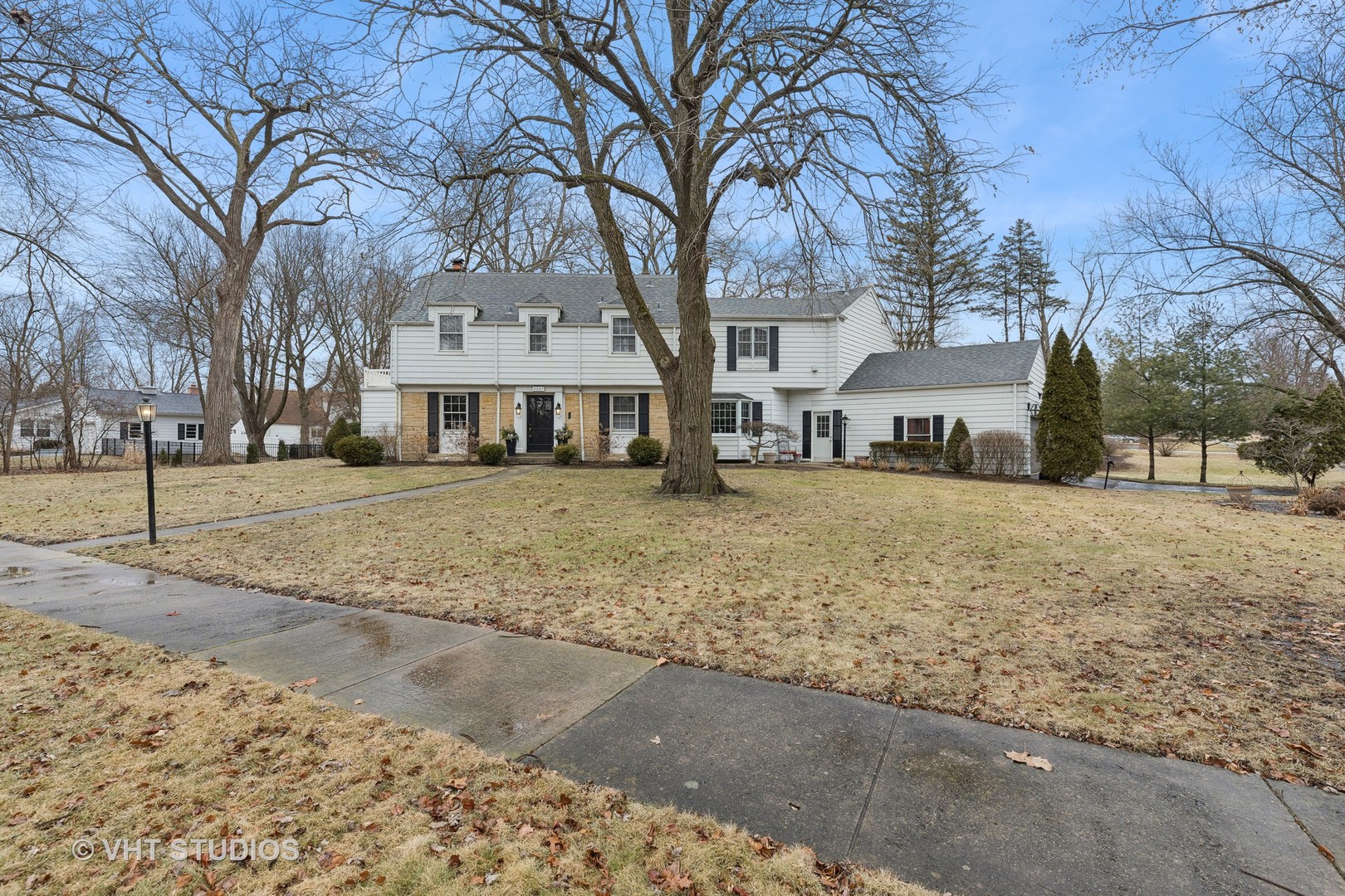 2007 Amherst Court Property Photo