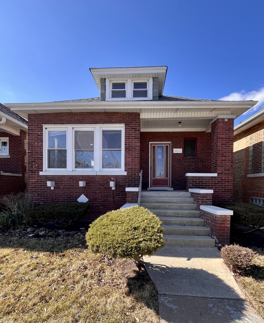 6606 S Richmond Street Property Photo