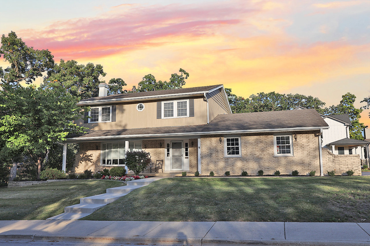 100 E Hattendorf Avenue Property Photo