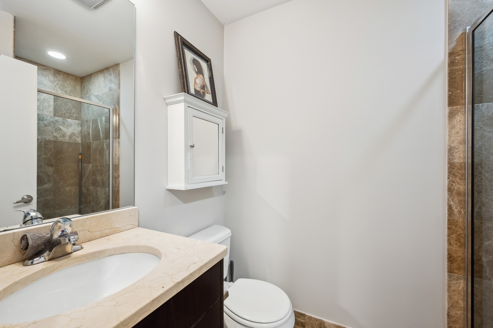 1253 N Rockwell Street Property Photo 22