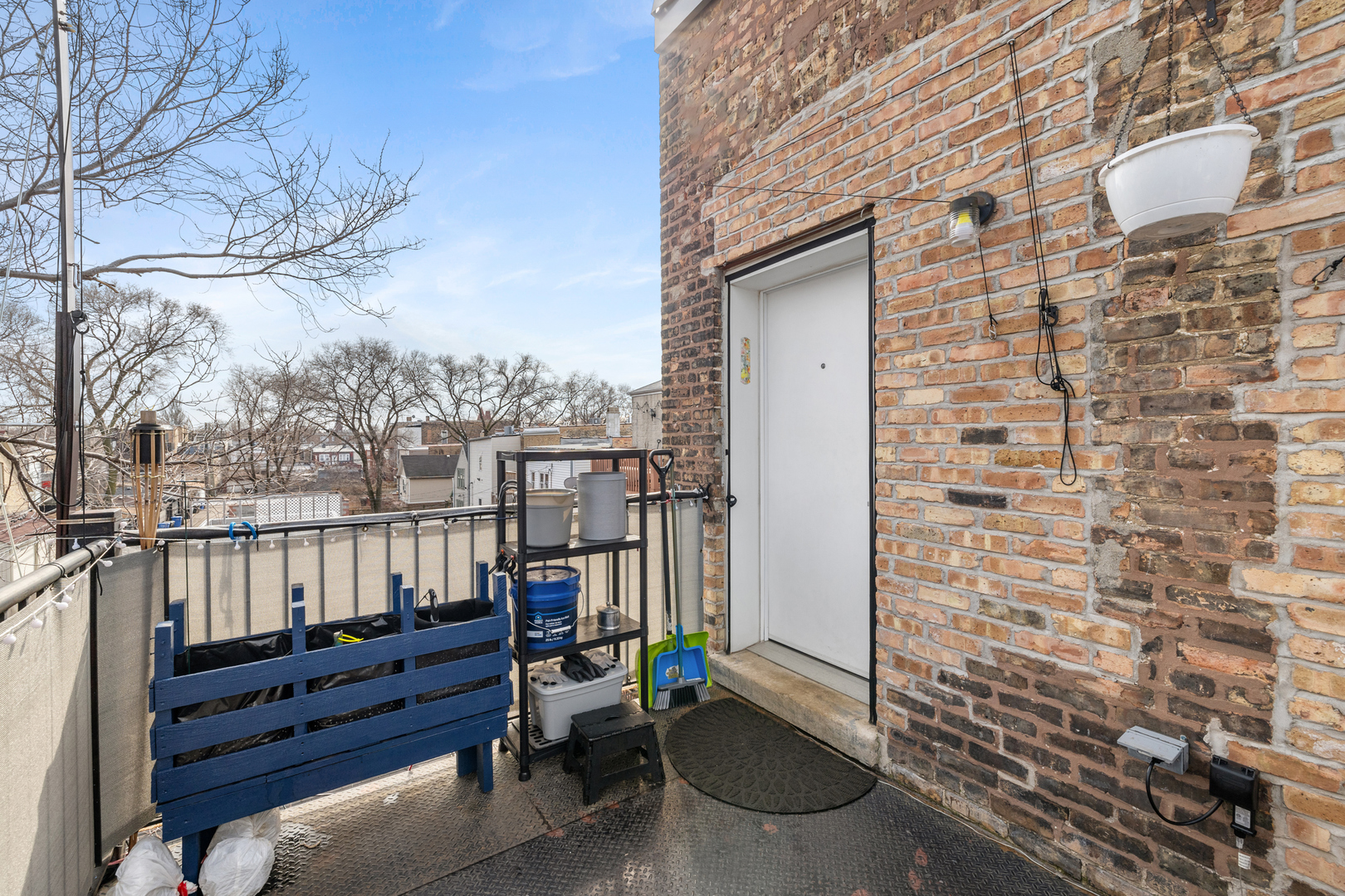 1253 N Rockwell Street Property Photo 25