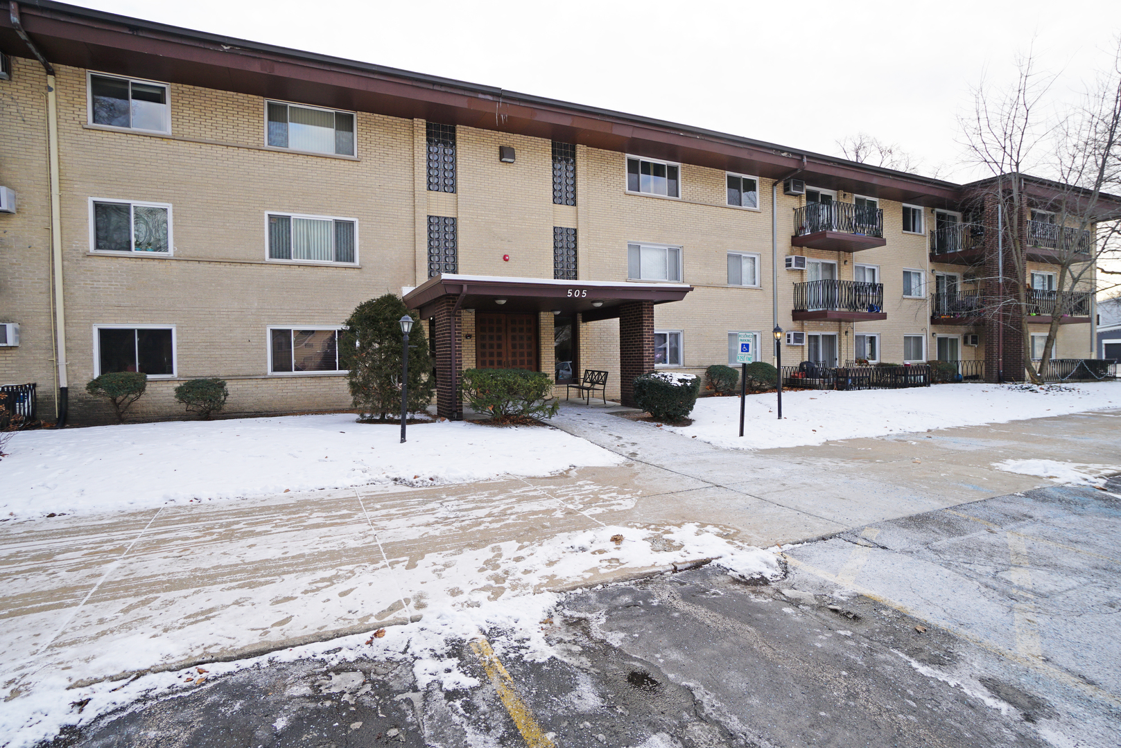 505 S Cleveland Avenue 207 Property Photo
