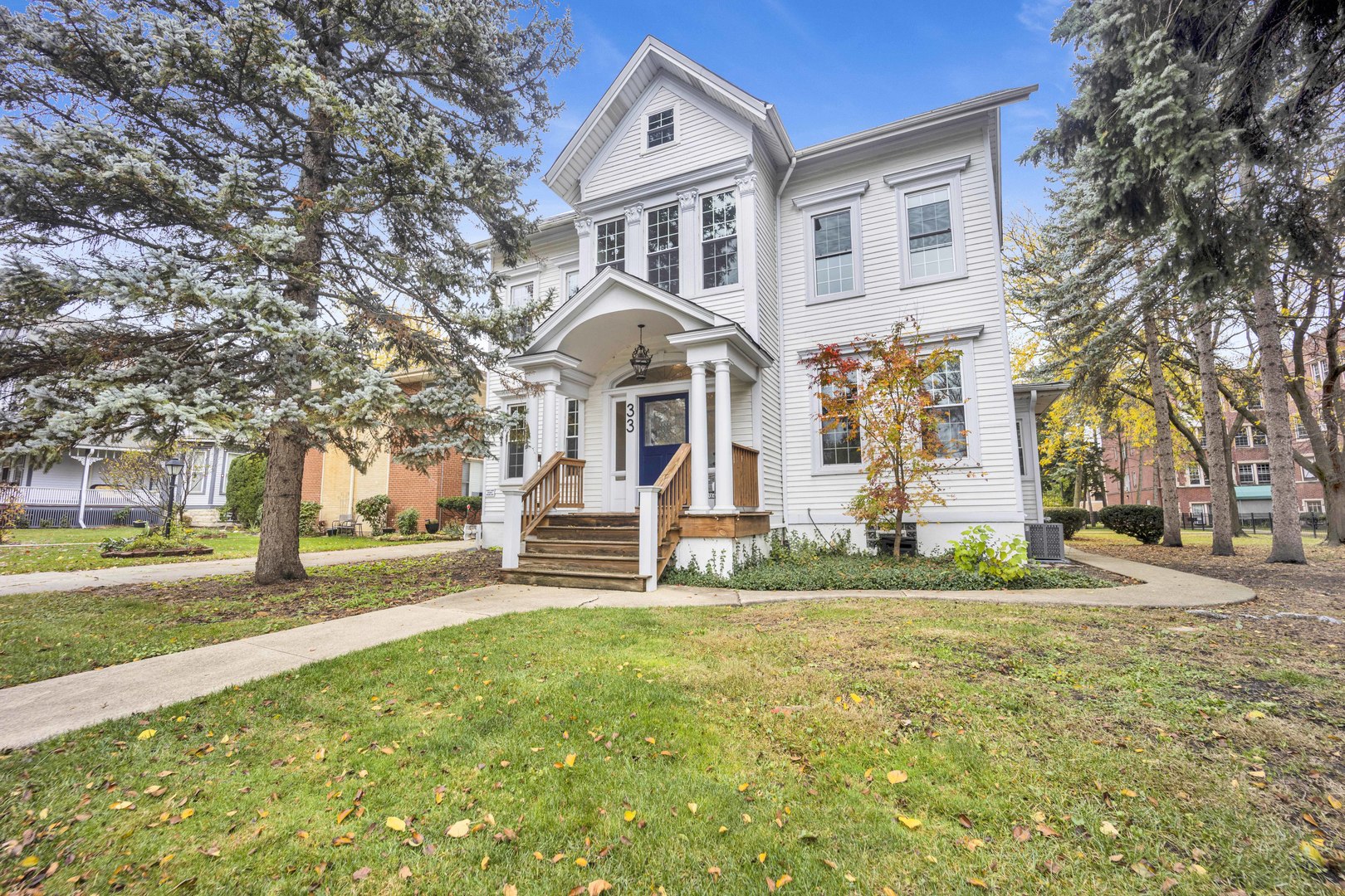 33 N Brainard Avenue 2 Property Photo