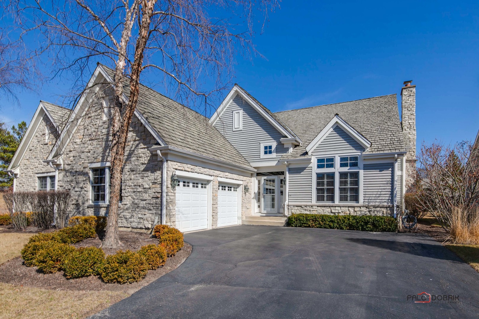 Lake Forest High School Real Estate Listings Main Image