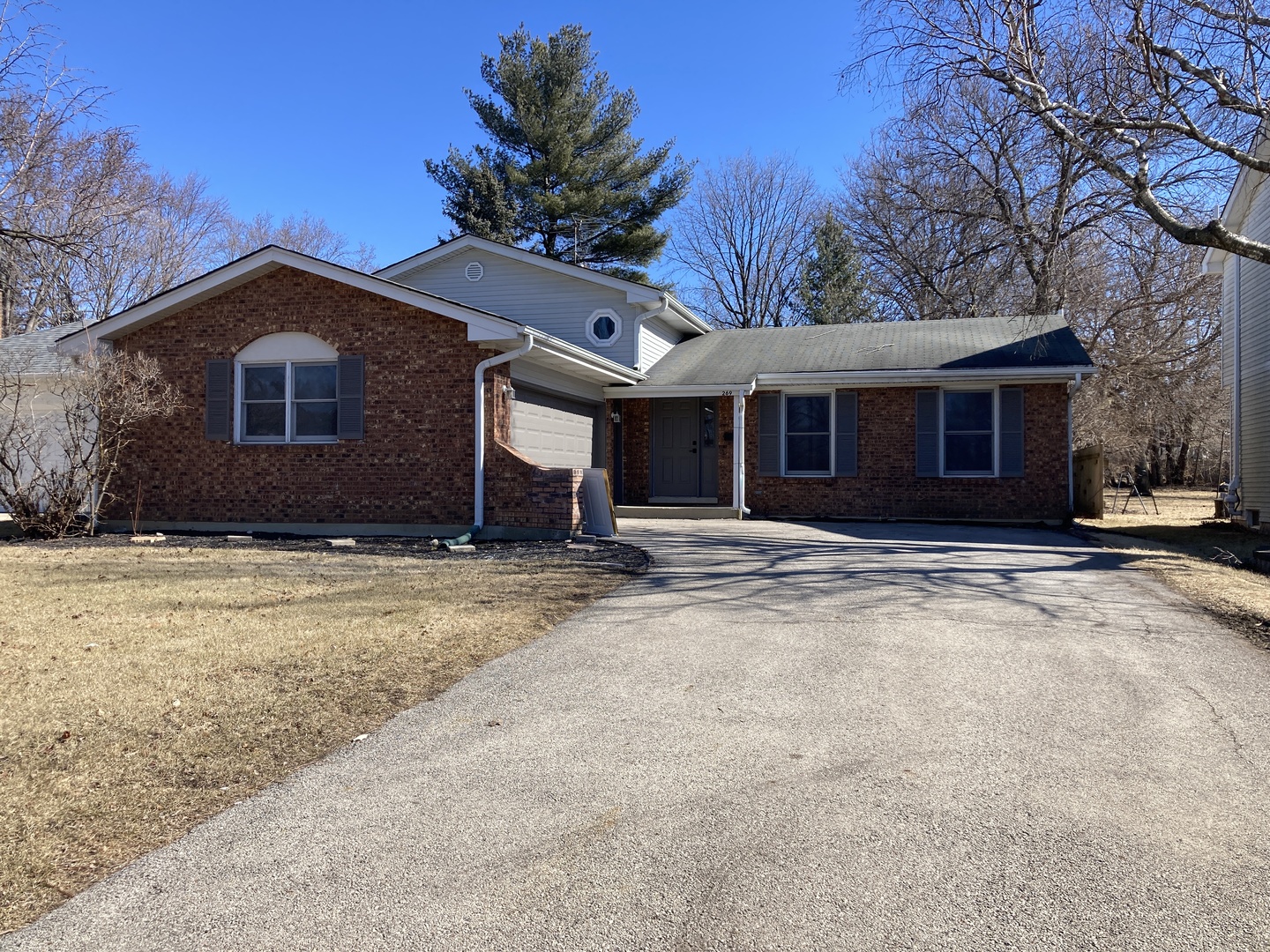 269 S Park Boulevard Property Photo