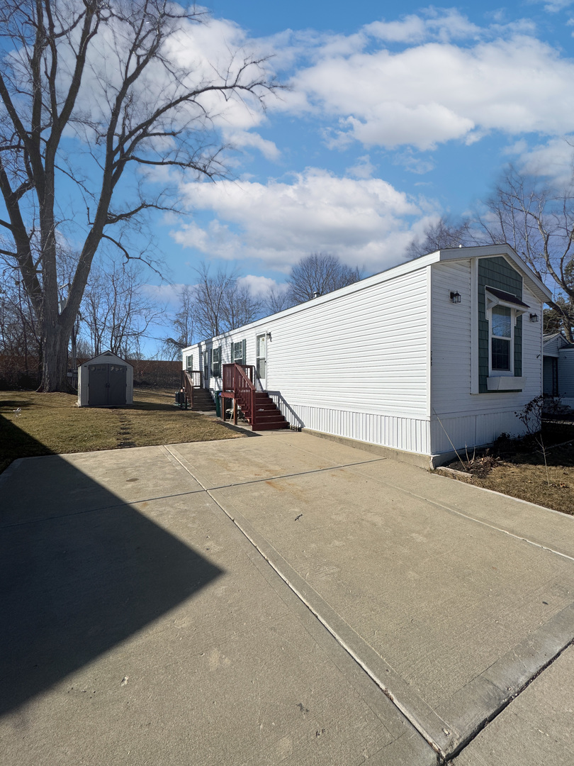 38455 N Sheridan Road 768 Property Photo