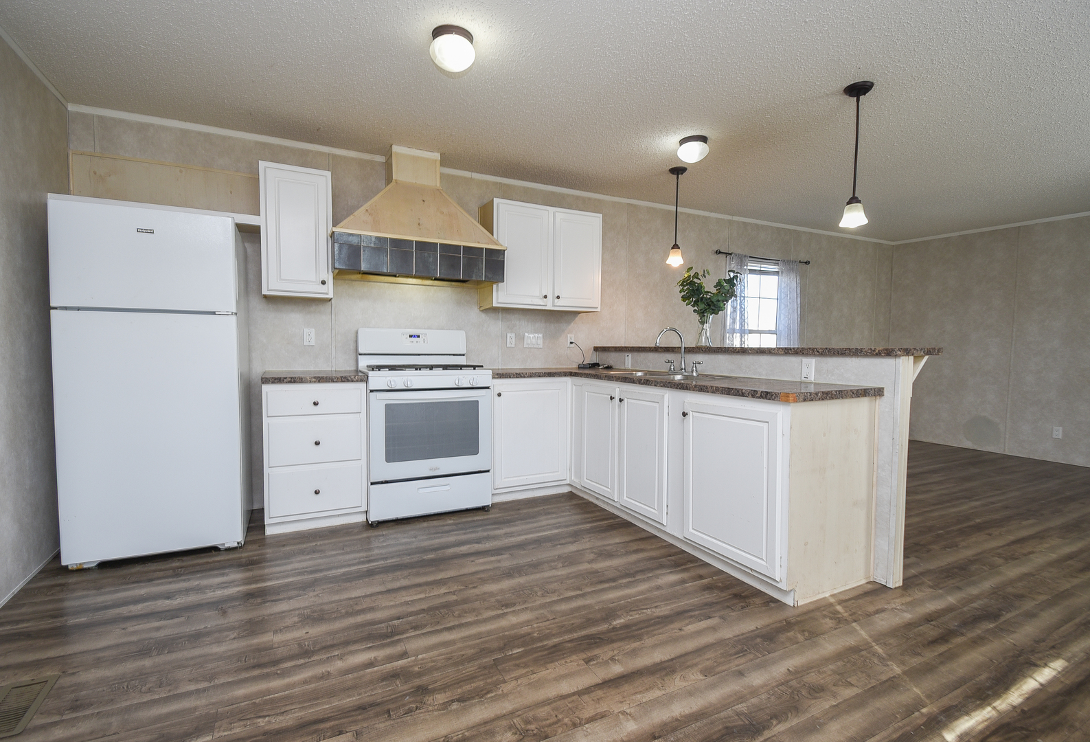 38455 N Sheridan Road 768 Property Photo 6