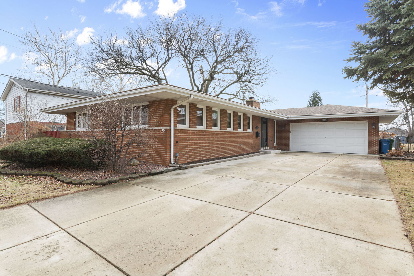 5205 W 105th Place Property Photo