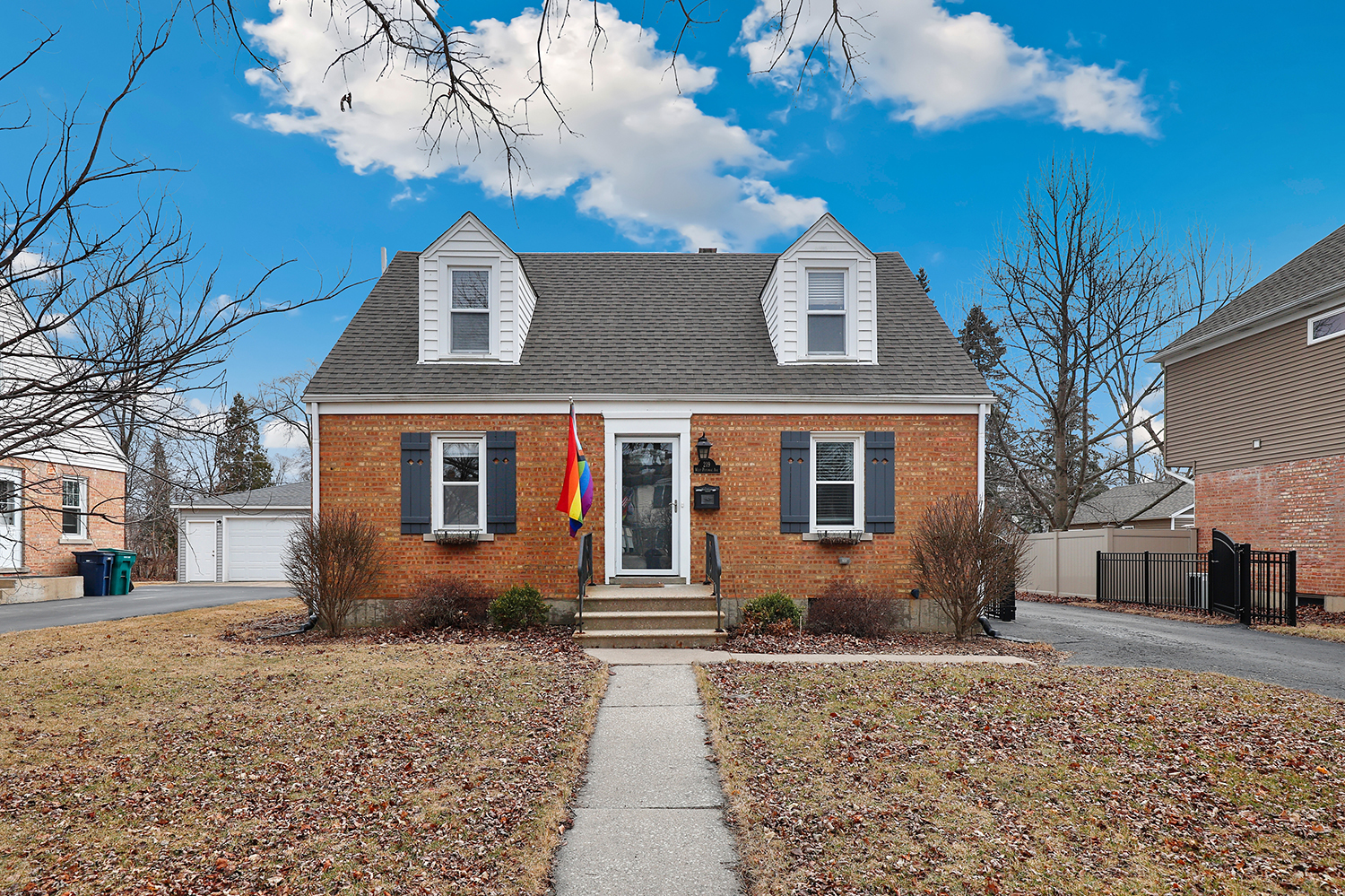 219 W Potomac Avenue Property Photo