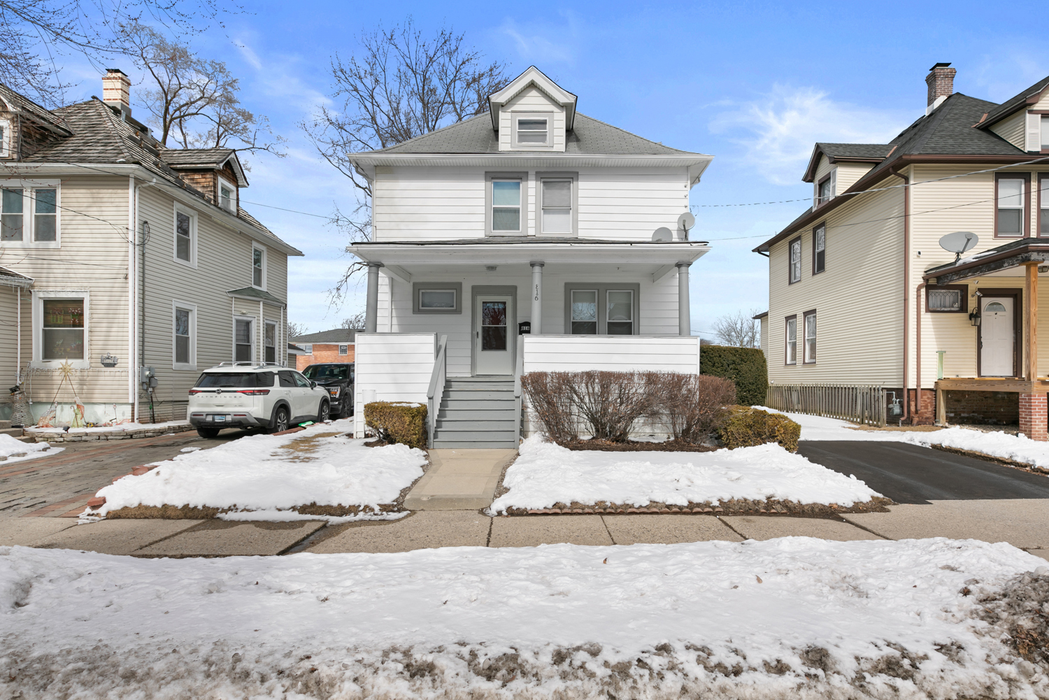 816 18th Street Property Photo