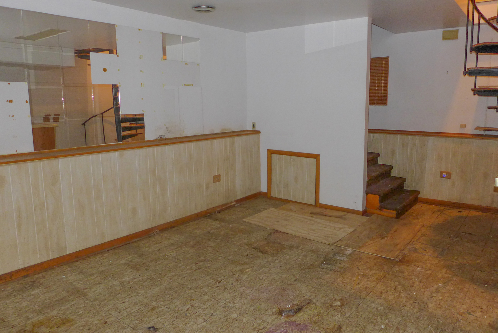 7525 S Yates Boulevard Property Photo 36