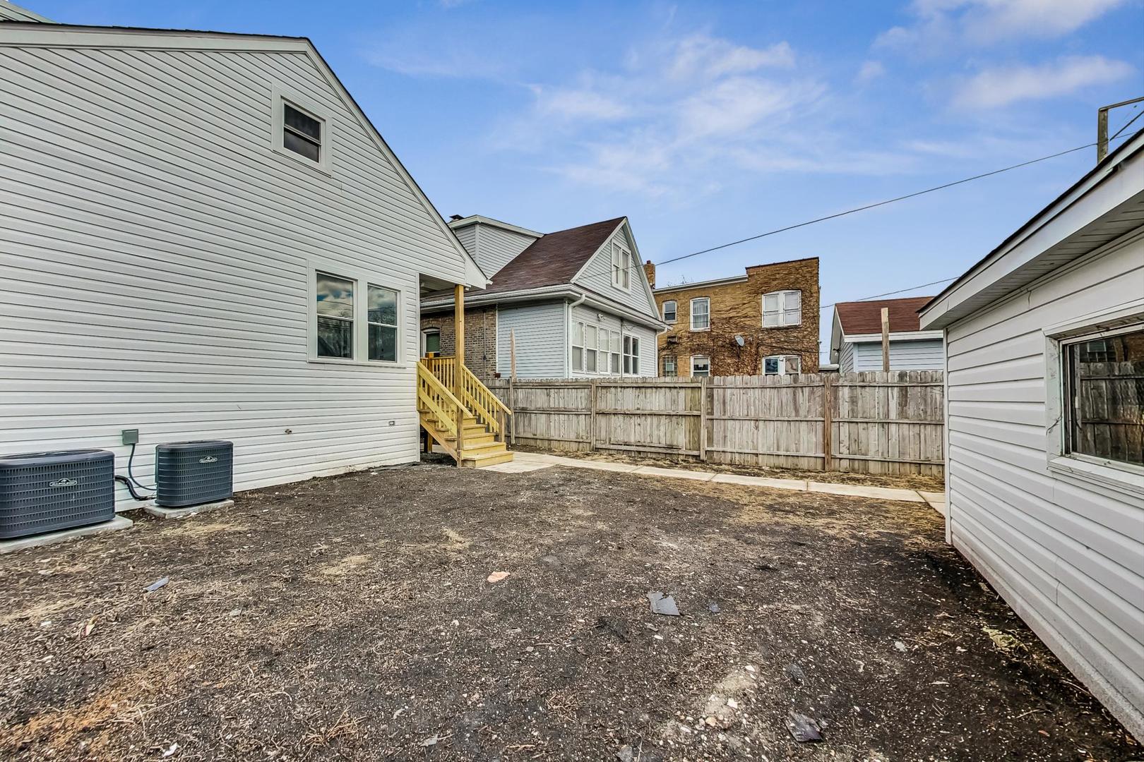 4909 W Wellington Avenue Property Photo 27