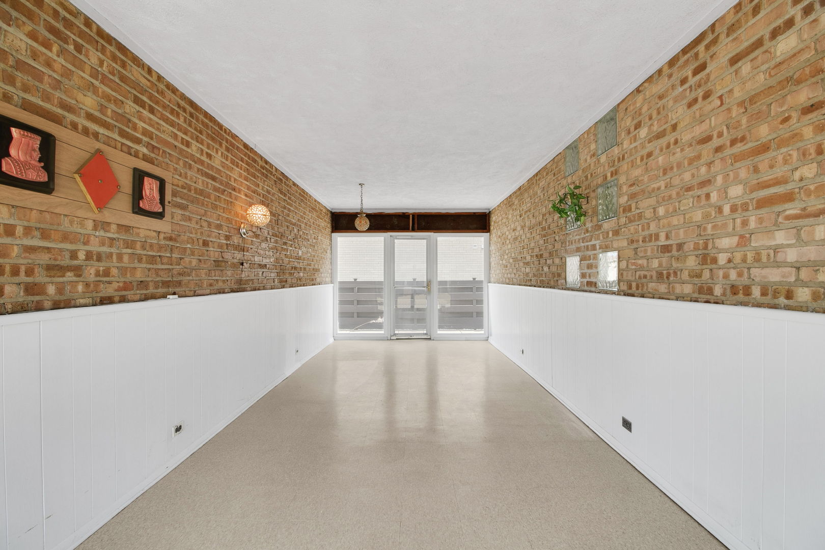 2547 & 2549 2nd Avenue Property Photo 18