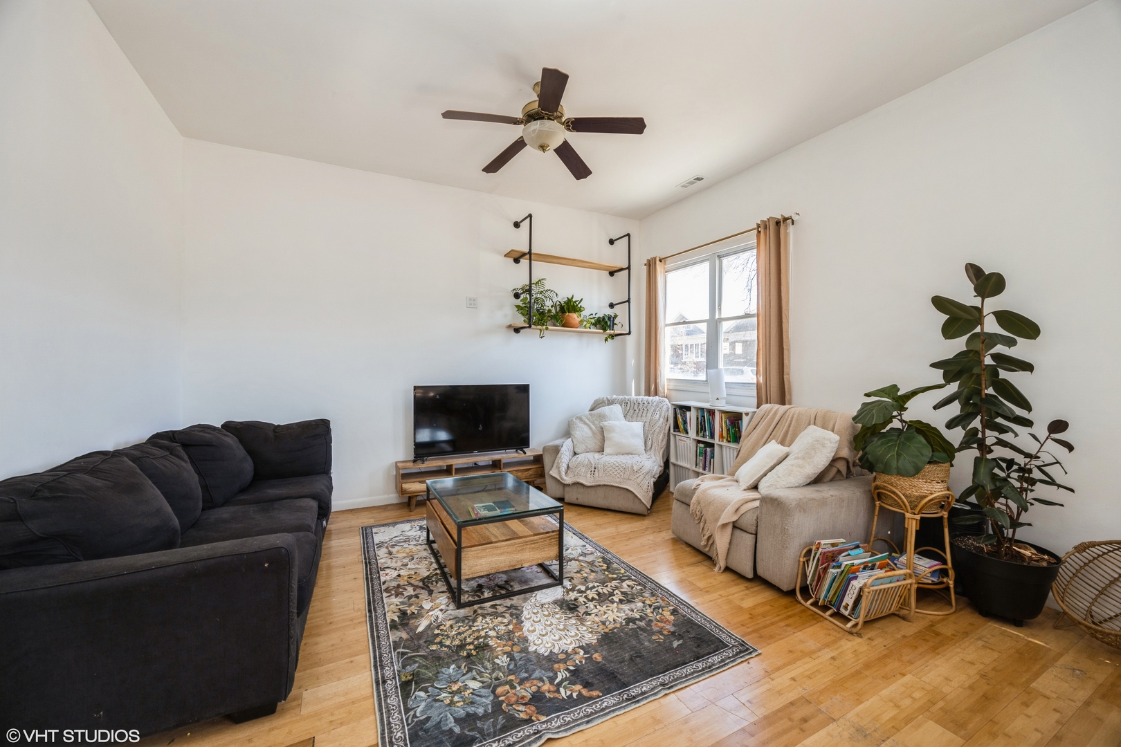 1342 Euclid Avenue Property Photo 3