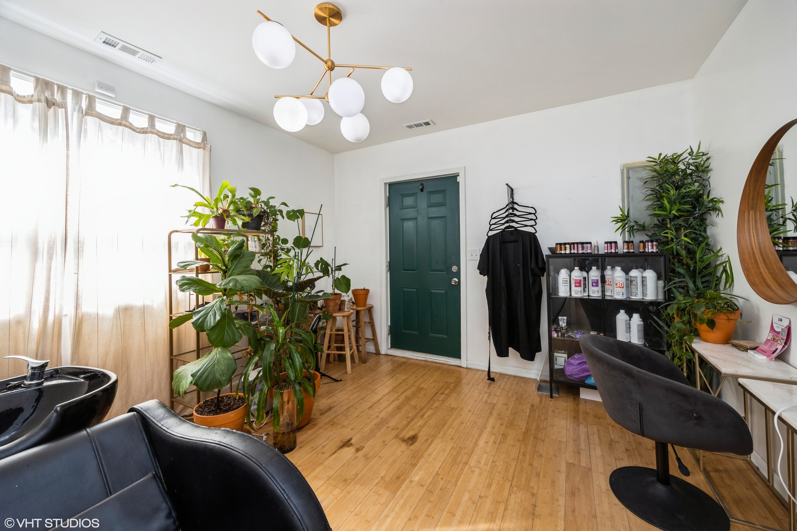 1342 Euclid Avenue Property Photo 10