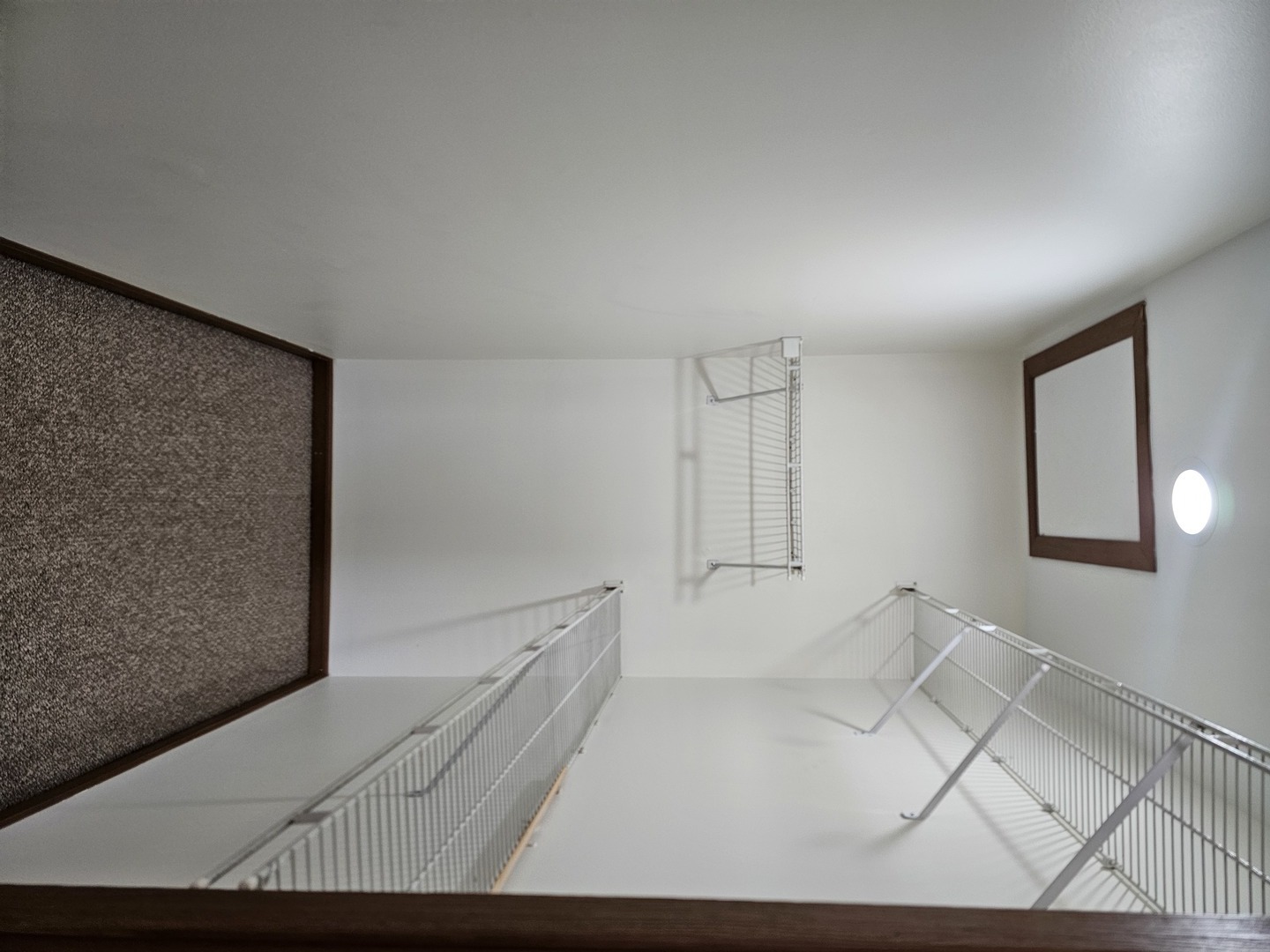 301 Village Creek Drive 2b Property Photo 11
