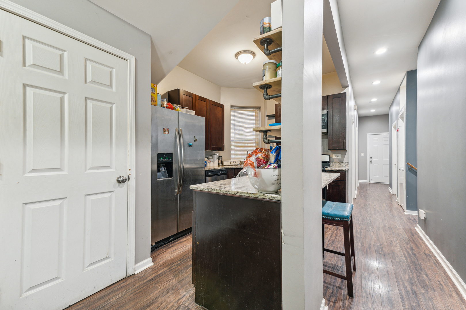 5412 S Wood Street Property Photo 7