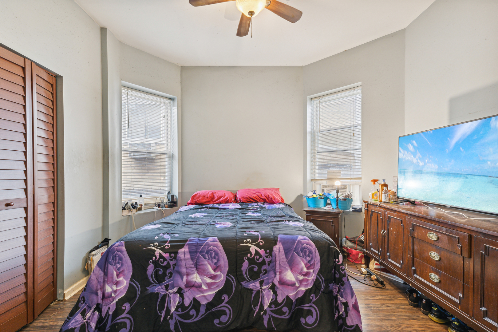 5412 S Wood Street Property Photo 13