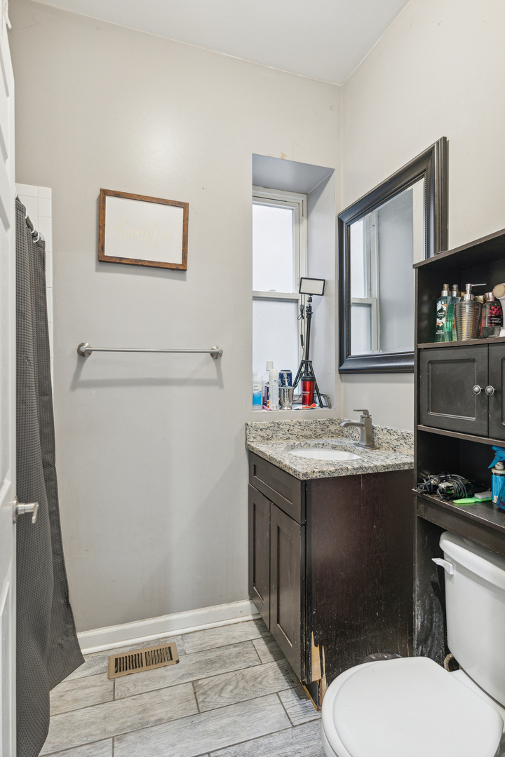 5412 S Wood Street Property Photo 14