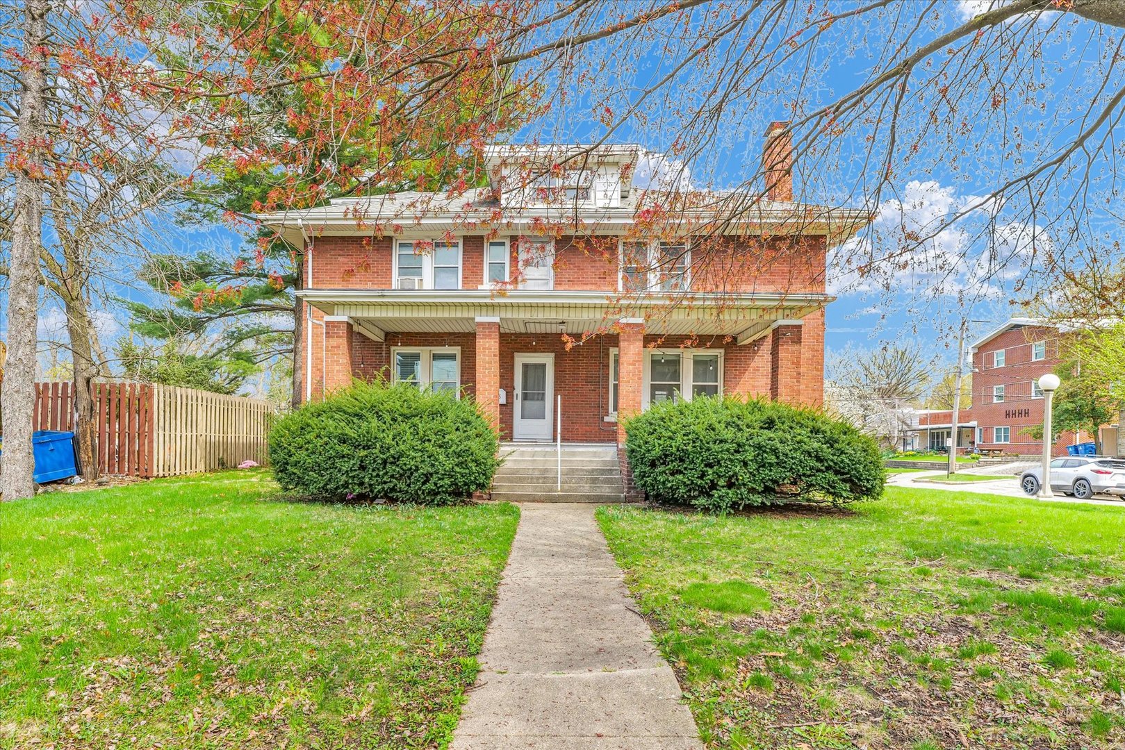 1008 S Lincoln Avenue Property Photo
