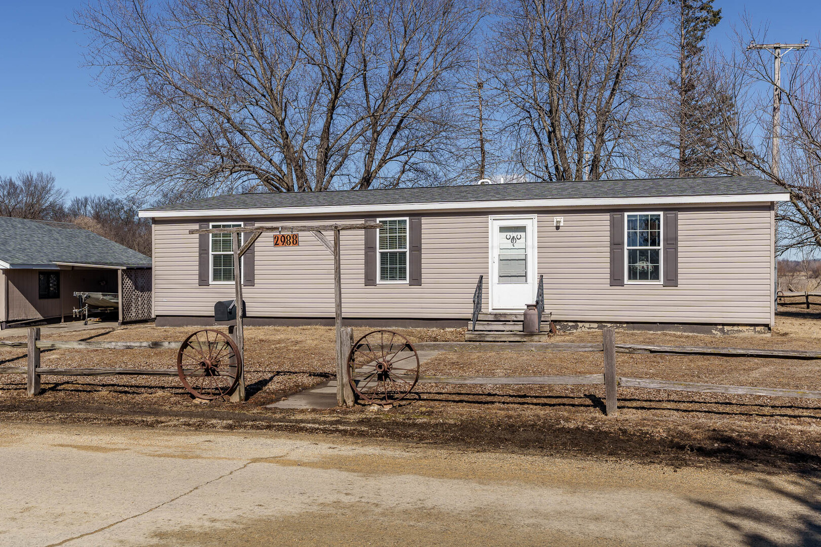 2988 E Honey Creek Road Property Photo