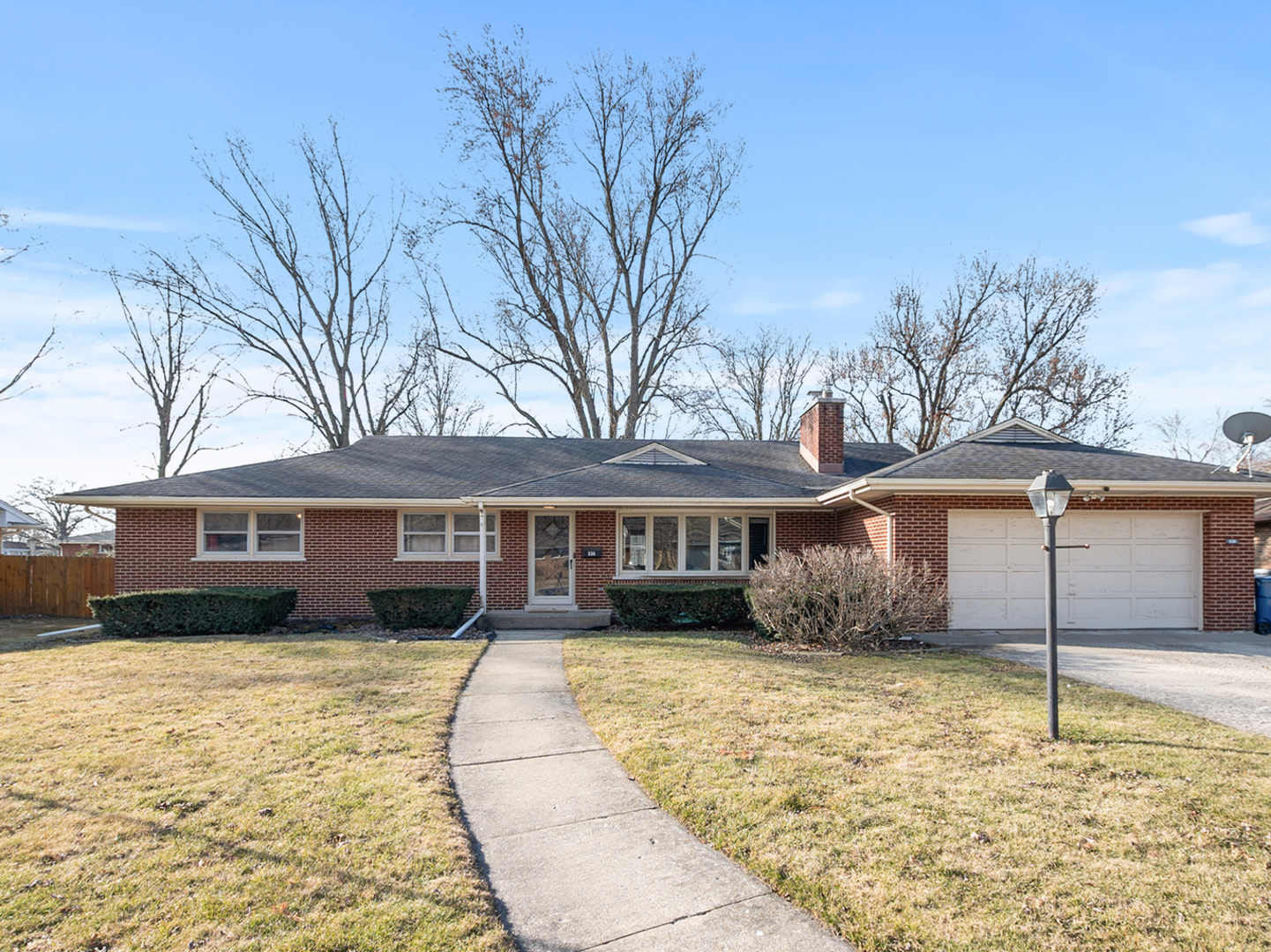 336 Oakwood Drive Property Photo 2