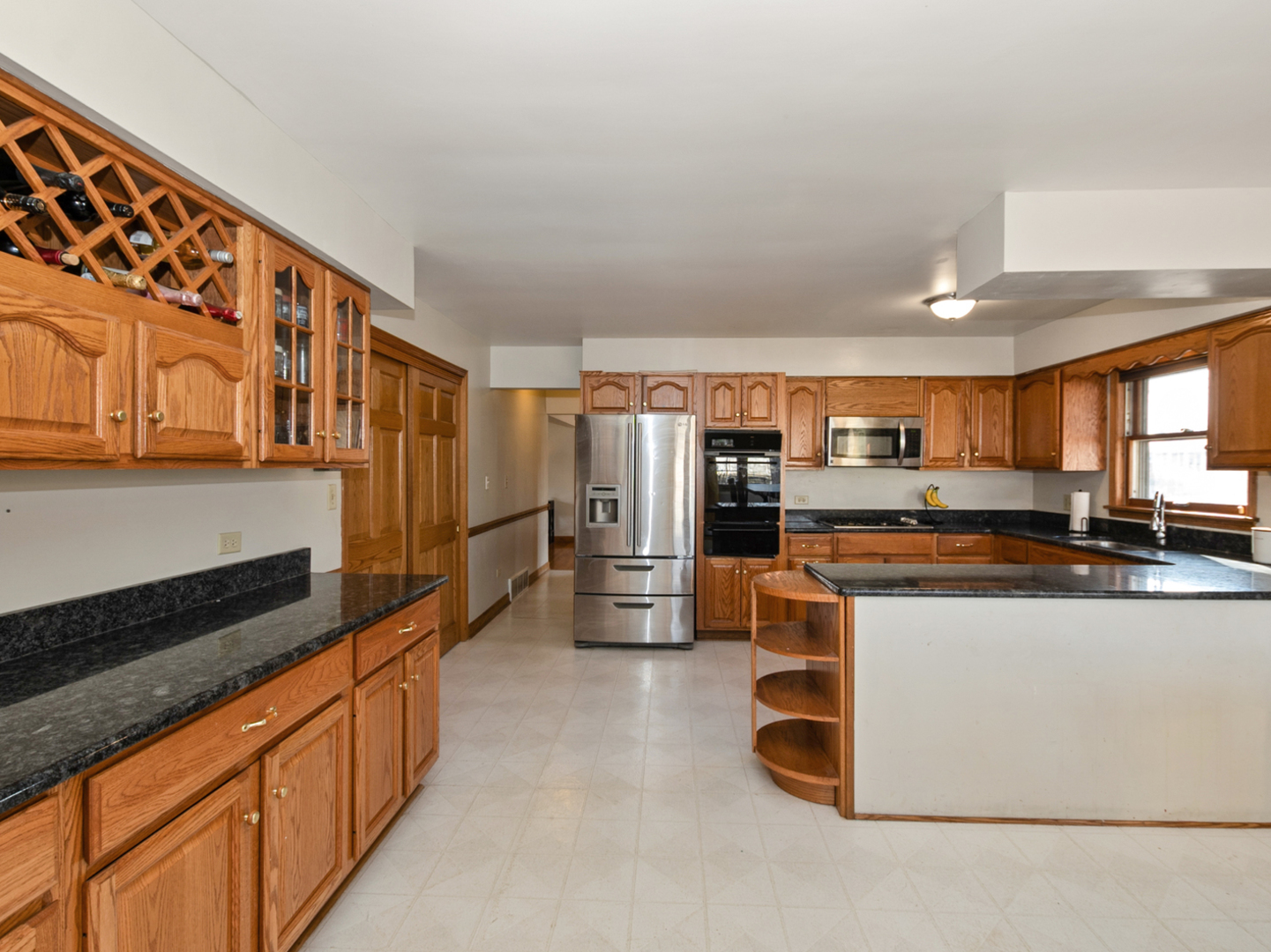 336 Oakwood Drive Property Photo 8