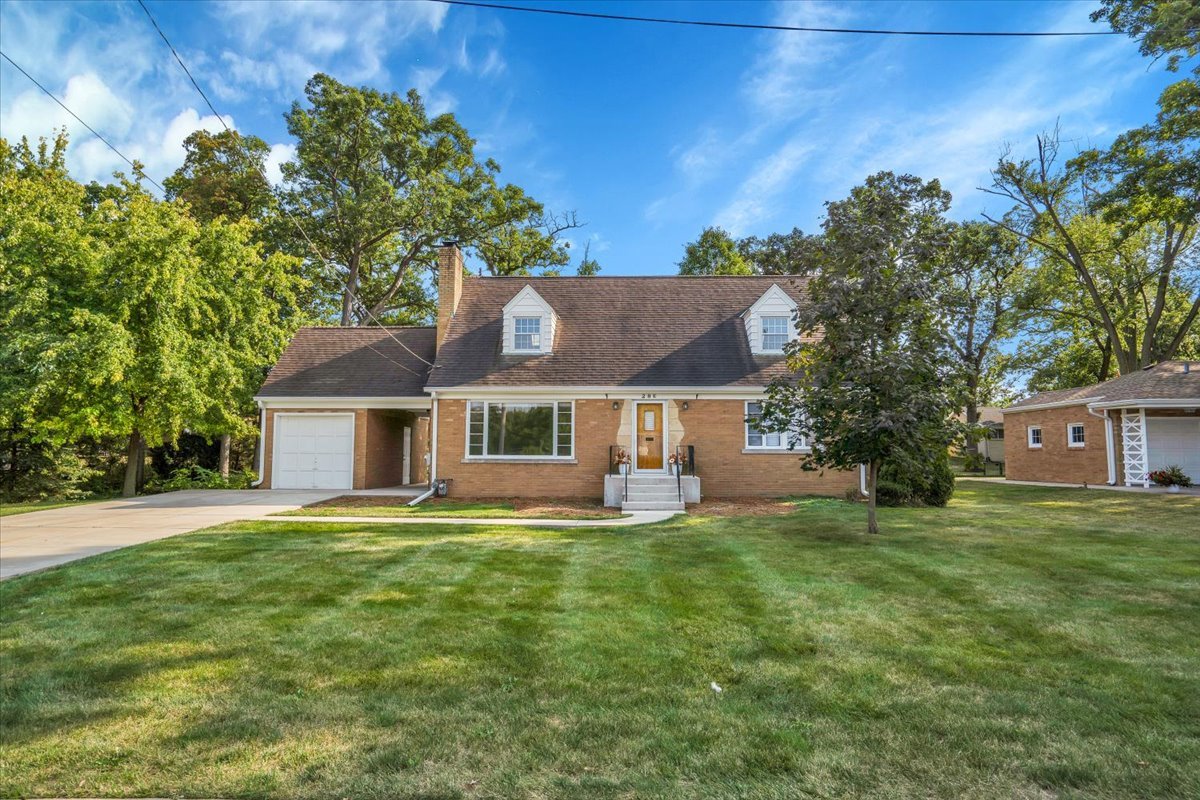 28 E Logan Street Property Photo