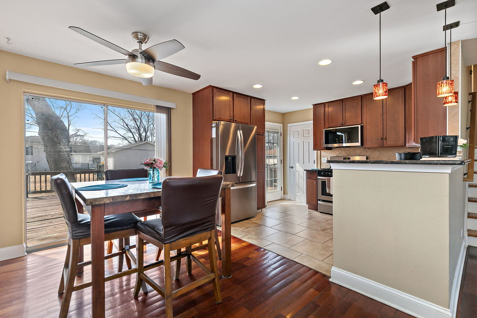 1905 Poplar Avenue Property Photo 6