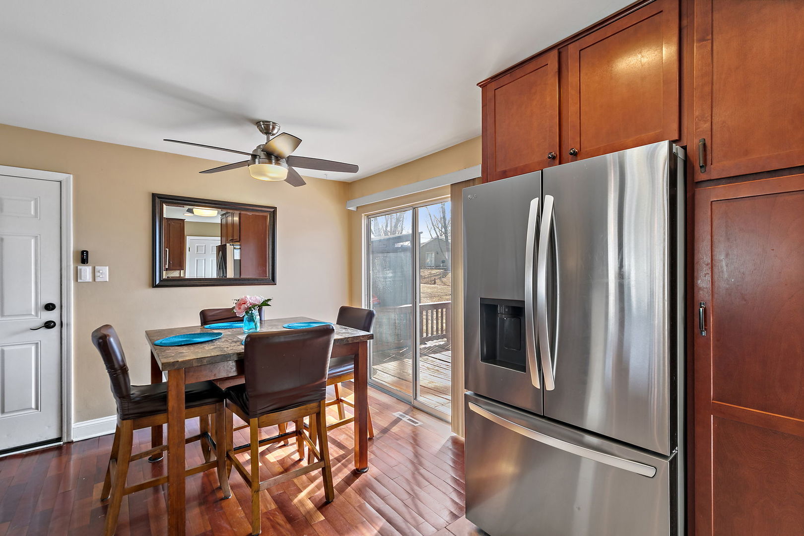 1905 Poplar Avenue Property Photo 11