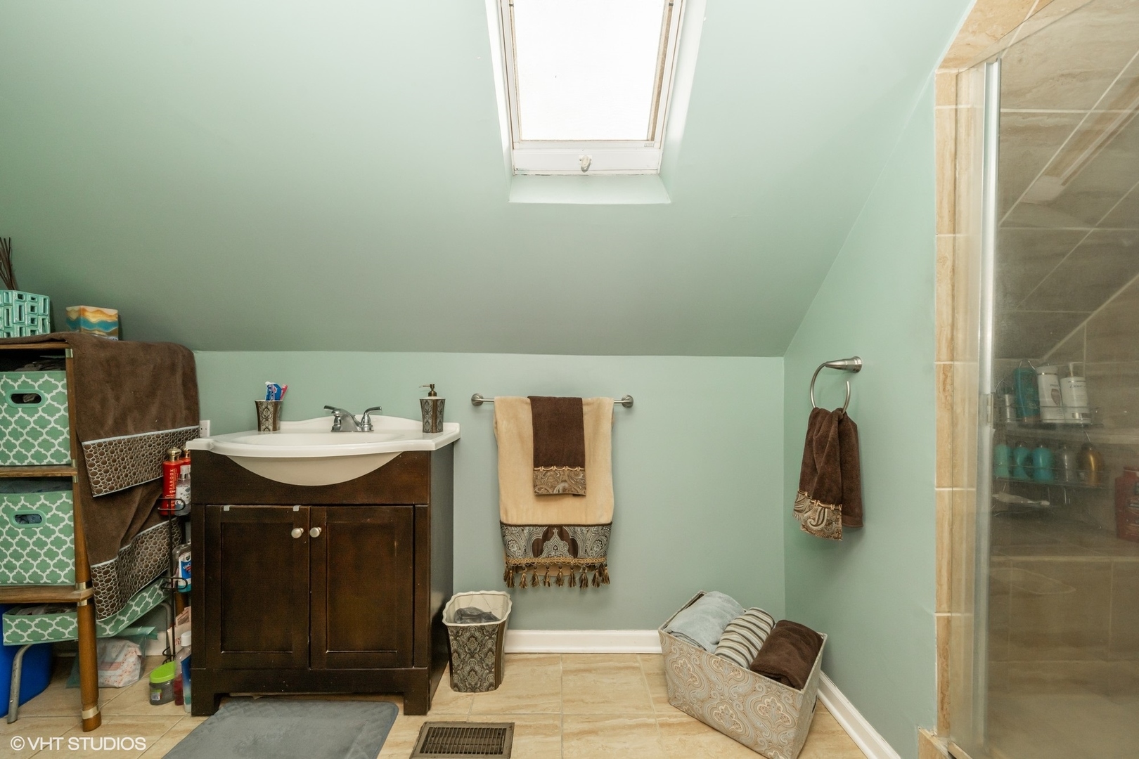 3328 S Emerald Avenue Property Photo 16
