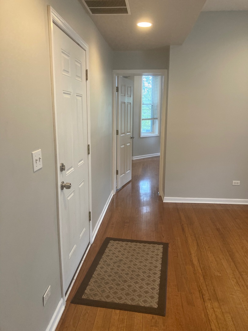3328 S Emerald Avenue Property Photo 22