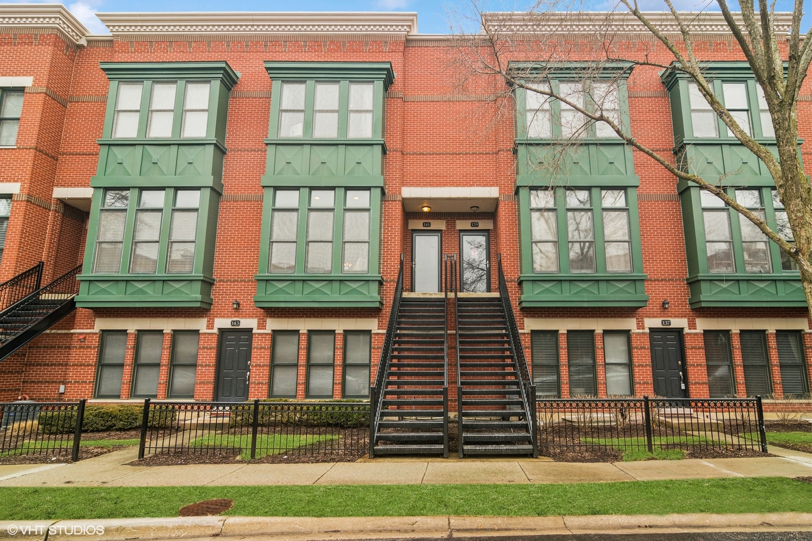 141 N Rose St Property Photo