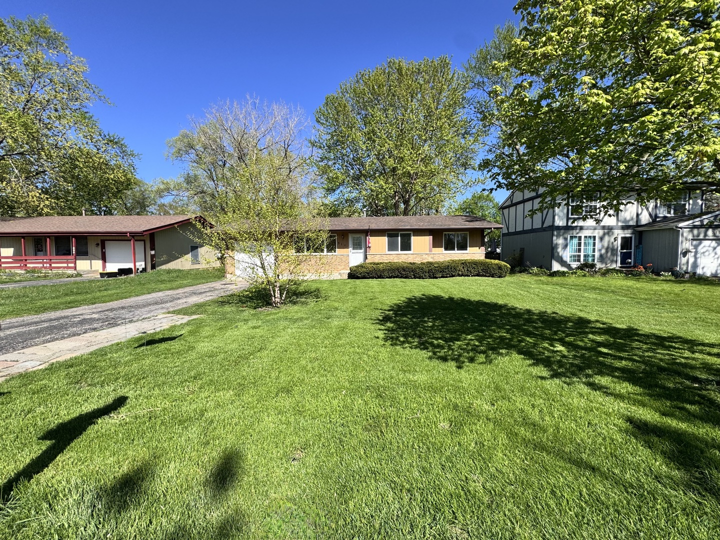 60014 Real Estate Listings Main Image
