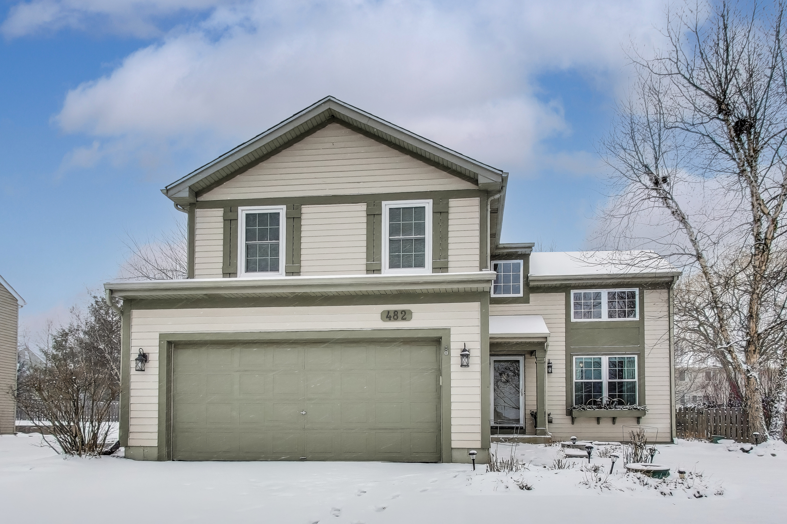 482 Country Place Property Photo
