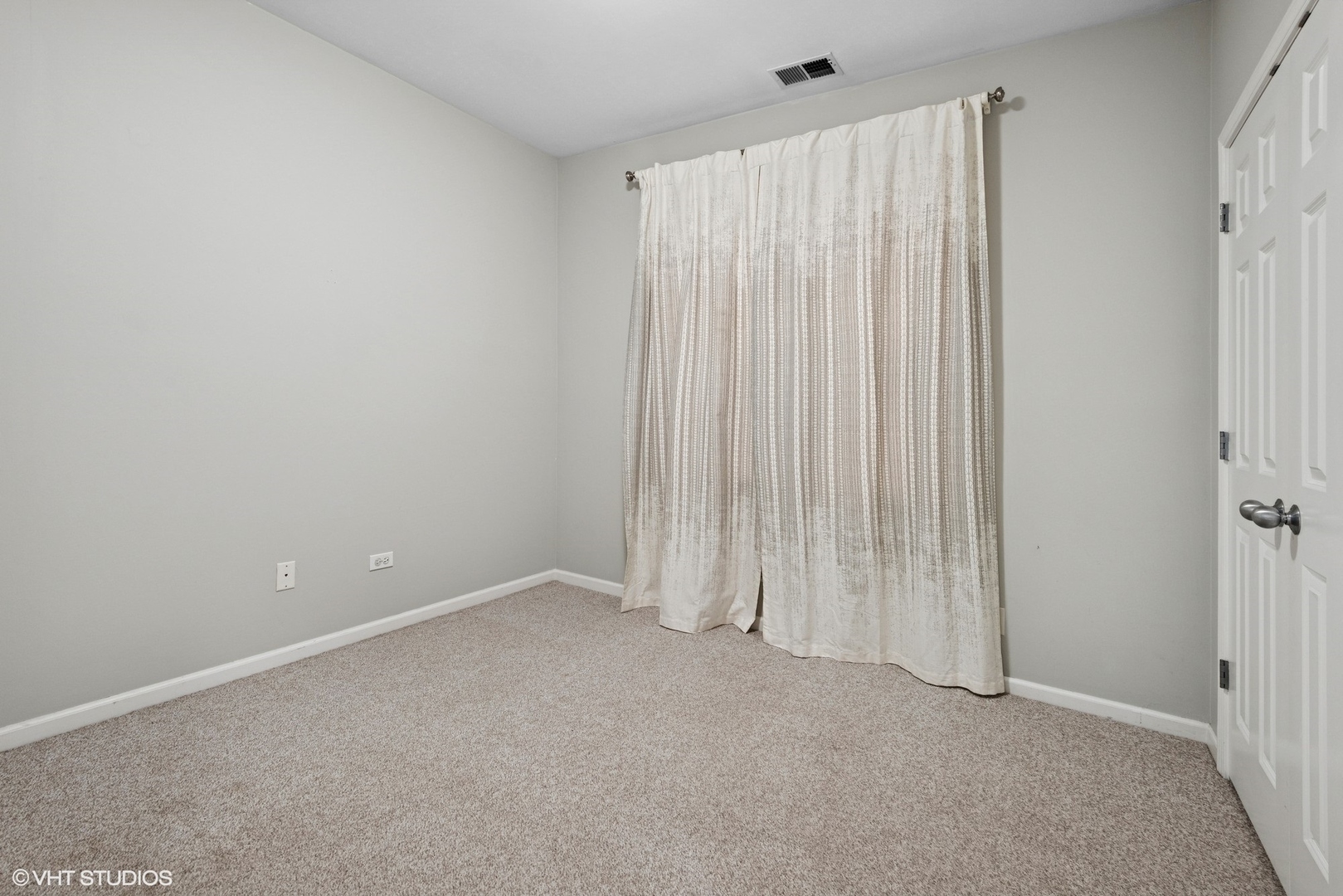 3240 N Seminary Avenue 2 Property Photo 25
