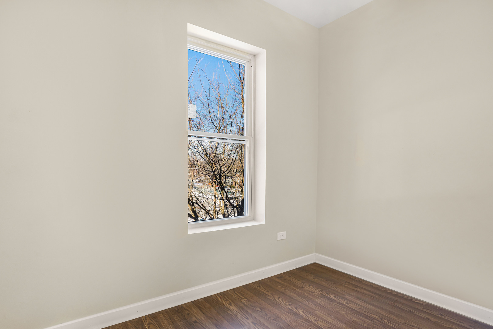 6709 S Carpenter Street Property Photo 12