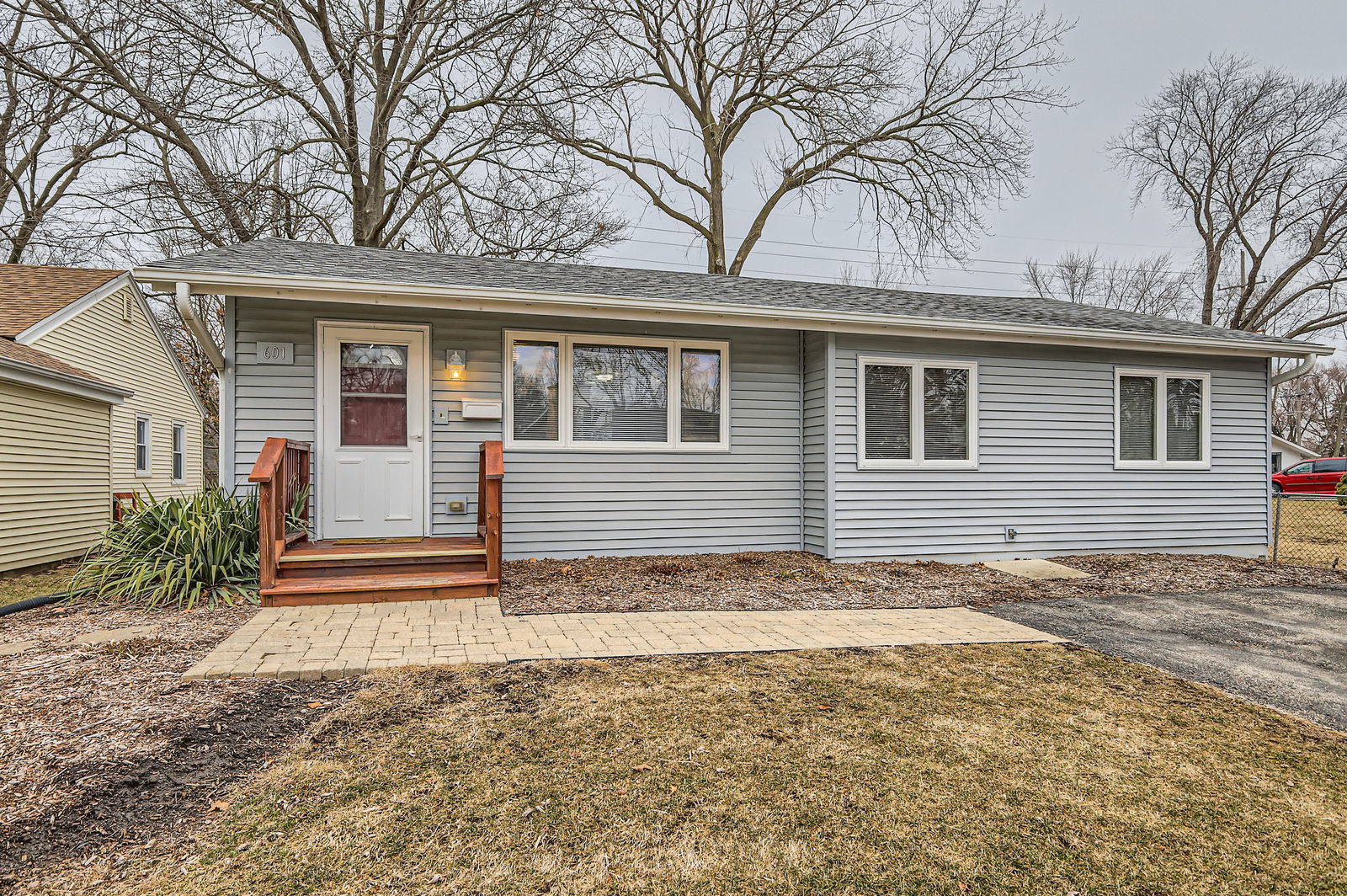 601 Oakwood Drive Property Photo