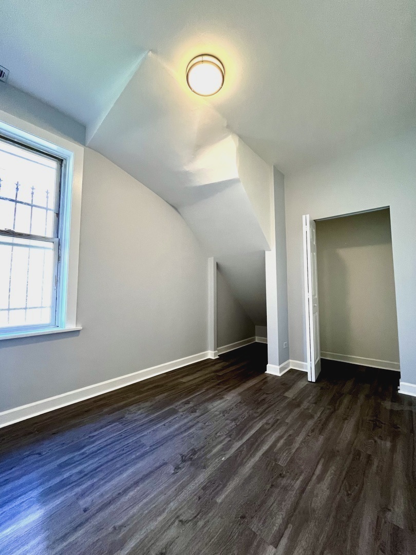 846 N Springfield Avenue Property Photo 22