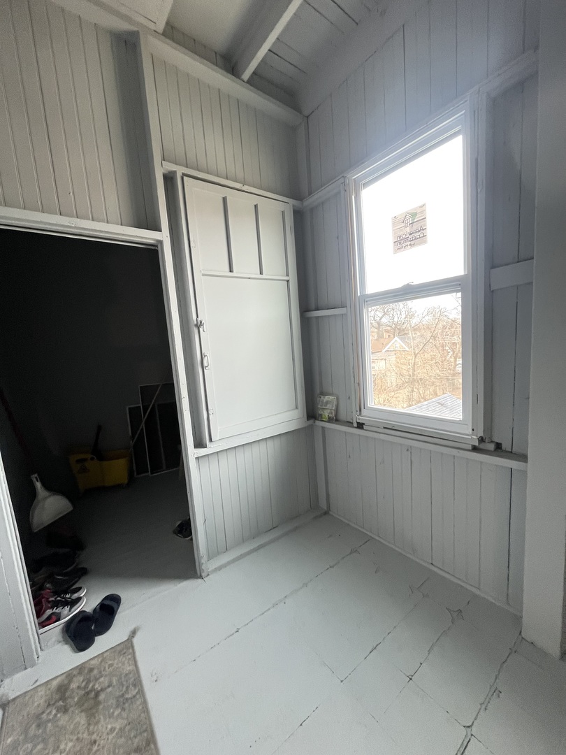 846 N Springfield Avenue Property Photo 30