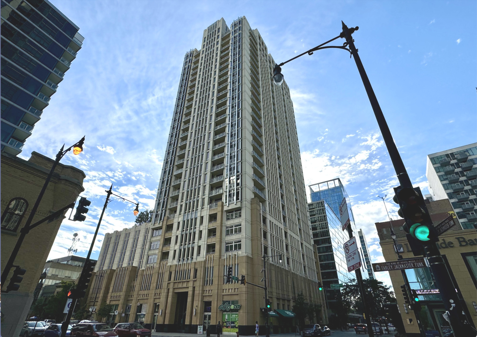 1400 S Michigan Avenue 1107 Property Photo