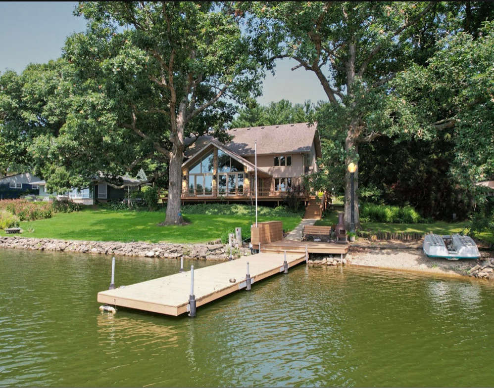 Pbl High School Real Estate Listings Main Image