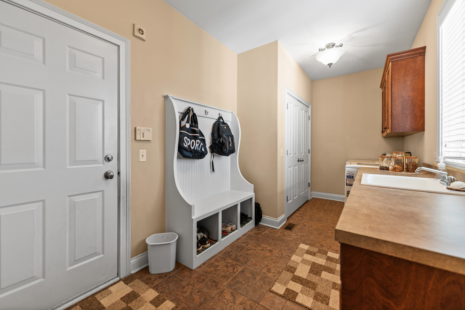 2217 Warrenville Avenue Property Photo 15