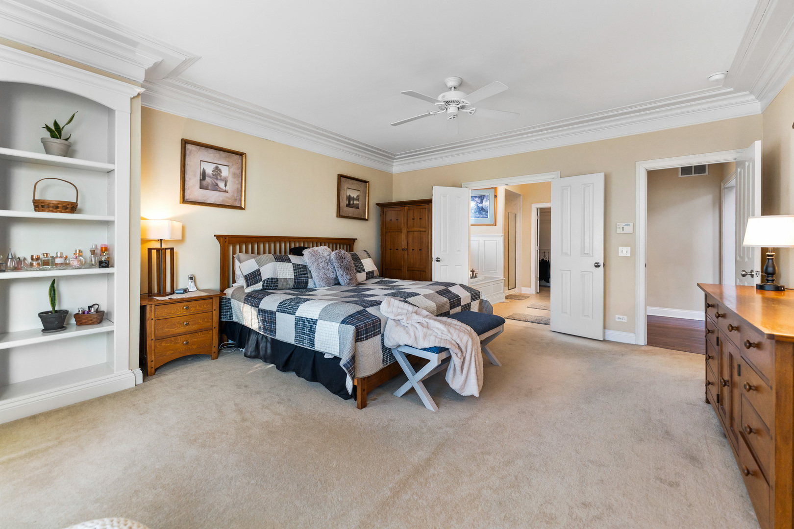 2217 Warrenville Avenue Property Photo 17