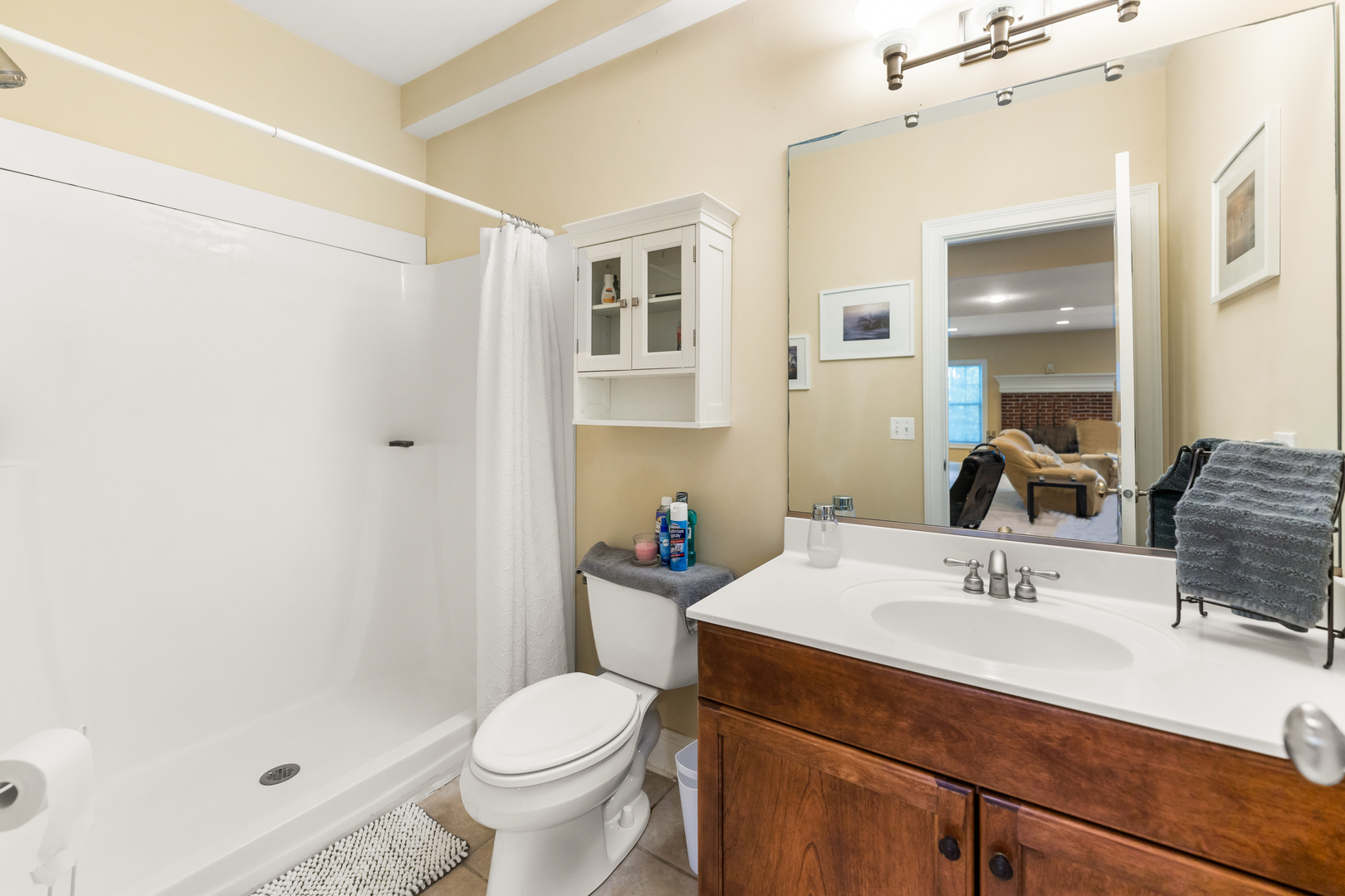 2217 Warrenville Avenue Property Photo 34