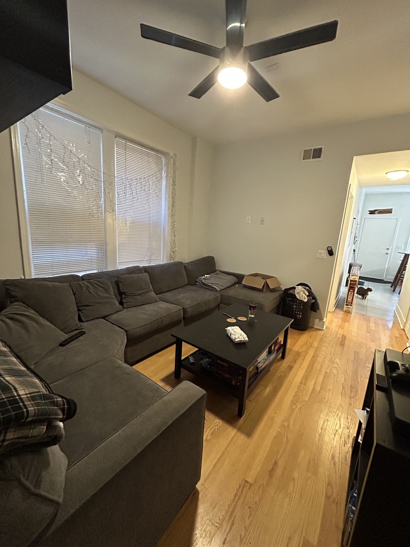 904 N California Avenue Property Photo 8