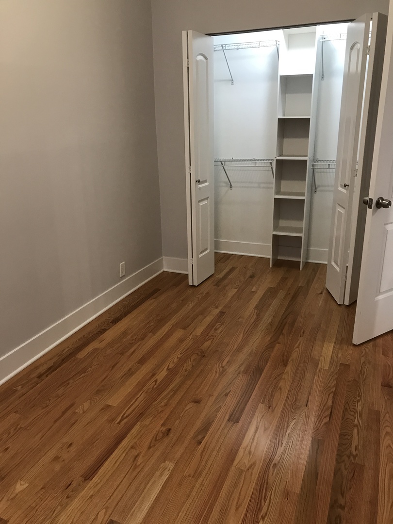 904 N California Avenue Property Photo 13